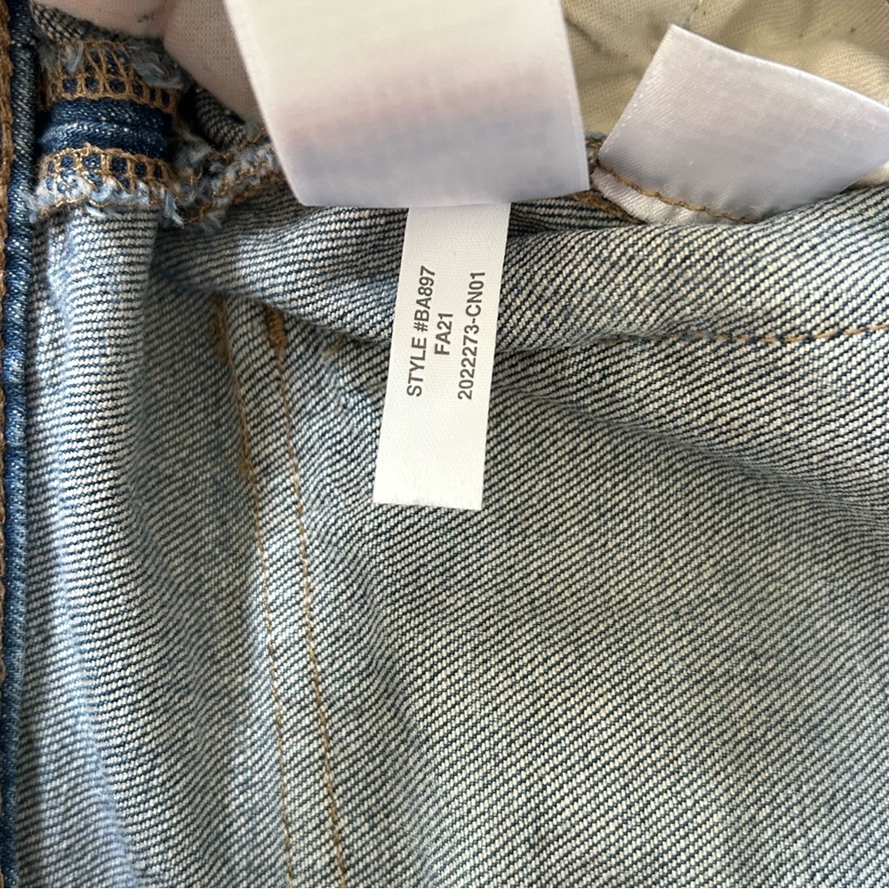 J. Crew Classic Flap Pocket Blue Denim Skirt, Size 27 - Picture 9 of 11